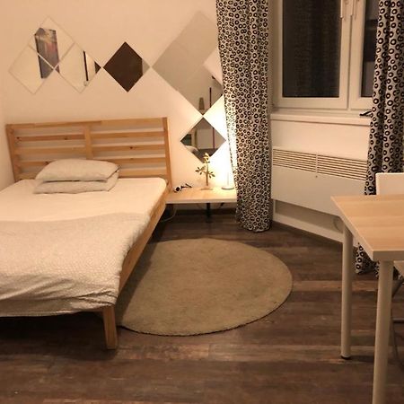 Studio Old Town By Dtm Properties Apartamento Bucarest Exterior foto