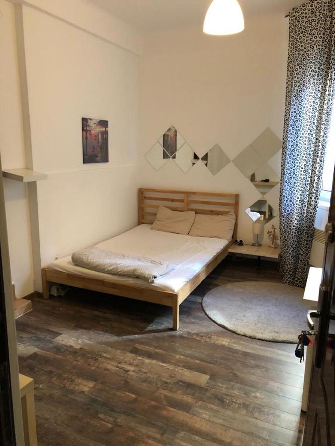 Studio Old Town By Dtm Properties Apartamento Bucarest Exterior foto